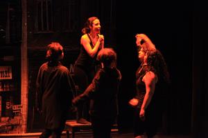 Pièce de théâtre : Y en a marre ! présenté par les élèves du Collège de la Mère de Dieu