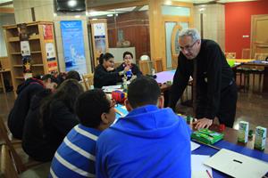 Les participants de l'atelier avec monsieur Lotfi