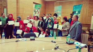 Photo de groupe avec le corps enseignant de l’université de Banha, les étudiants et l’équipe du CAF