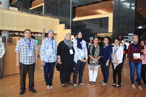 Les participants avec l'équipe du CAF lors d'une visite guidée