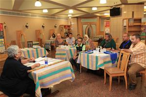 Atelier de Méthodologie : Comment choisir, sélectionner, se documenter, réagir, organiser un plan cohérent avec une méthode critique appropriée au sujet (au corpus) choisi ? Dr Gusine Gawdat – Professeur au Départemant de Langue et de Littérature Françaises – Faculté des Lettres – Université du Caire