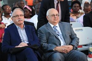 Dr Ismail Serageldin, directeur de la BA et M. Gérald Grunberg, professeur associé à l’Université Senghor et président du comité français du programme de l’UNESCO « Mémoire du monde »