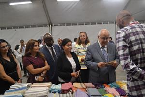 L'exposition des produits artisanaux 