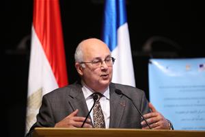 Dr Ismail Serageldin, Directeur de la Bibliotheca Alexandrina durant sa conférence intitulée "L’épopée France-Égypte : deux siècles d’interactions fructueuses"