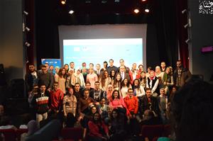 Photo de groupe avec M. Gaël Faye et le jury égyptien du Choix de l'Orient 