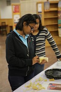  Atelier de création de grosses têtes  <ul></ul>