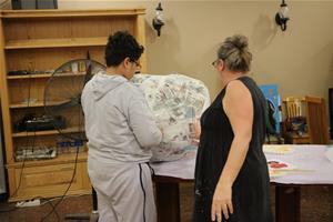  Atelier de création de grosses têtes  <ul></ul>