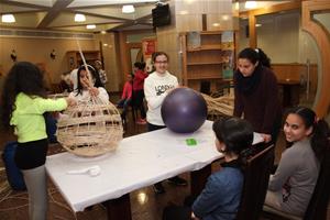  Atelier de création de grosses têtes  <ul></ul>