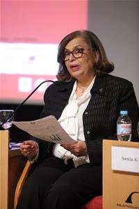 L'intervention de Dr Tahani Omar, Professeur à la Faculté des Lettres, Université du Caire et ex-Présidente de l’Université Française d’Égypte