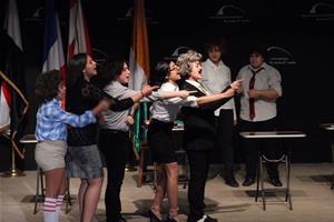  Pièce de théâtre : Sur le bout de la langue par les élèves du Collège de la Mère de Dieu d’Alexandrie