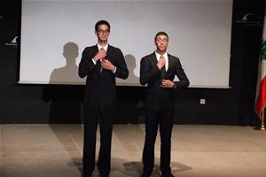 Représentation théâtrale par les participants de l’ATELIER DE THÉÂTRE