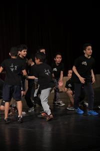 Danse : B-boy show par un groupe d’élèves du Collège Saint-Marc d’Alexandrie       