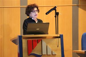  Prof. Faouzia Charfi, Professeur de physique, Faculté des Sciences, Université de Tunis