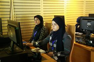 Séance d'apprentissage des différents moyens de l'accès aux ressources électroniques de la Bibliotheca Alexandrina : Catalogue de la BA - M<sup>me</sup> Hala Hassan ; Recherche sur internet - M<sup>me</sup> Cherine Ibrahim