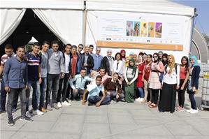 Les étudiants des universités provinciales au Festival 