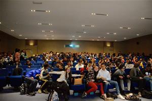  Un débat sur les 3 films en compétition et une présentation sur le film « Alger, la Mecque des révolutionnaires » à la bibliothèque de l'Alcazar