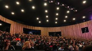 Projection des films et un débat