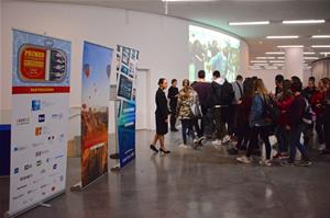 Projection des films et un débat