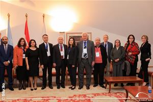 Photo de groupe avec les invités du colloque