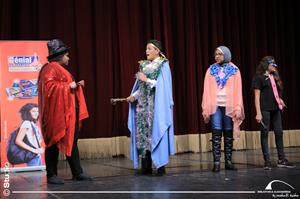 Présentation théâtrale par les participants de l'atelier « Dis-moi dix mots en dix tons »