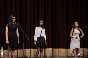  Récitation du poème : Identités par Lara Abdel Baki, Nour Hecham et Sara Mohamed