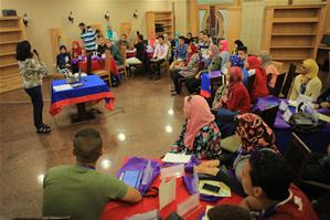 Mot d'acceuil aux étudiants par Dr Marwa El Sahn, Directrice du CAF