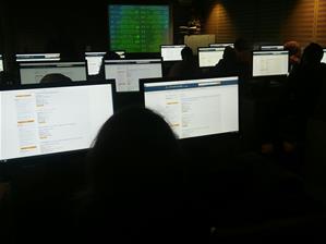 Séance d’apprentissage des différents moyens de l’accès aux ressources électroniques de la Bibliotheca Alexandrina : Catalogue de la BA par M<sup>me </sup>Hala Hassan ; Recherche sur internet par M<sup>me</sup> Cherine Ibrahim