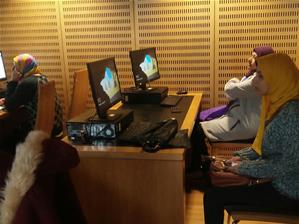 Séance d’apprentissage des différents moyens de l’accès aux ressources électroniques de la Bibliotheca Alexandrina : Catalogue de la BA par M<sup>me </sup>Hala Hassan ; Recherche sur internet par M<sup>me</sup> Cherine Ibrahim