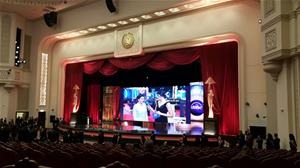 À la cérémonie de clôture