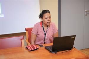  M<sup>me </sup>Yasmine Ali Hussein