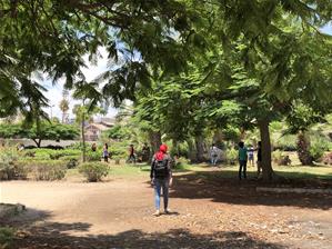 Les participants du 1er groupe aux jardins de Shallalat