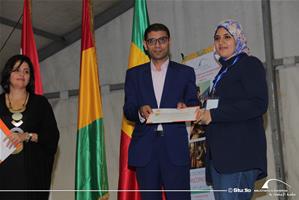 Distribution des certificats de l'atelier du commerce électronique, par Dr Khalid Khallaf, Directeur exécutif  d’IBDL
