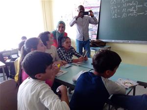  Premier atelier du Forum international à l’école N10 à Gyumri en Arménie par les caravaniers d’Egypte, du Tchad et du Sénégal