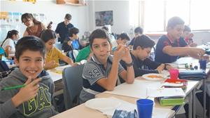  Atelier arts plastiques à Erevan conduit par Gohar (Arménie) et Marie-Hélène (Yukon)