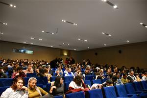  Les lycéens à la bibliothèque de l'Alcazar le 1<sup>er </sup>jour