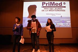  Le débat des lycéens à la bibliothèque de l'Alcazar le 1<sup>er </sup>jour