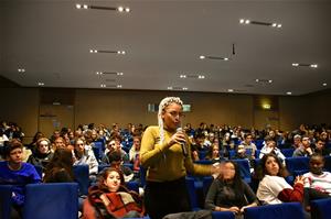  Le débat des lycéens à la bibliothèque de l'Alcazar le 1<sup>er </sup>jour