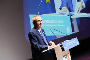Mot de S.E.M. Ilir Meta, Président de la République d'Albanie