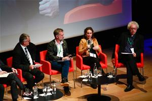 Mot de Mme Chiara Cocchiara, Ingéneiure d'exploitation système pour le programme Mars Society