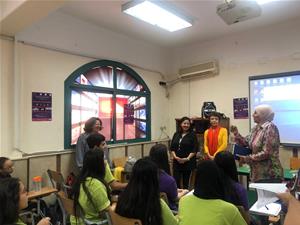  De gauche à droite : M<sup>me</sup> Hala El Mawy, Journaliste, présentratrice à la radio et experte en critique du cinéma, Dr Marwa El Sahn, Directrice du CAF, M<sup>me</sup> Valérie Gerbault, Déléguée Générale du CMCA Direction des Relations et Coopérations Internationales de France Télévisions et M<sup>me </sup>Ghada Attia, Directrice de l'école Port-Said International Schools (PIS)