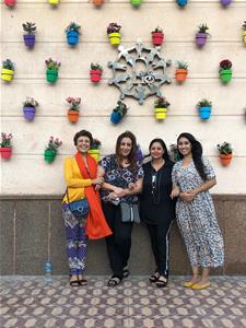 De gauche à droite : M<sup>me</sup> Valérie Gerbault, Déléguée Générale du CMCA Direction des Relations et Coopérations Internationales de France Télévisions, M<sup>me</sup> Hemat El Cheikh, Trésorière du CAF, Dr Marwa El Sahn, Directrice du CAF et M<sup>lle</sup> Fadwa Issa, Spécialiste d'Activités Francophones au CAF