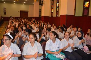 Les participants de la 2<sup>e </sup>journée à l'école Sainte Anne du Caire
