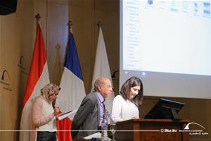 Le canal de Suez, lieu de mémoires