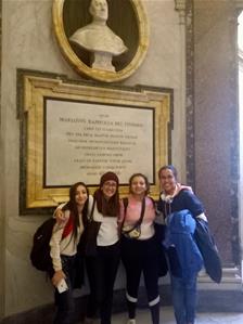 Les lauréates lors d'une visite en Italie