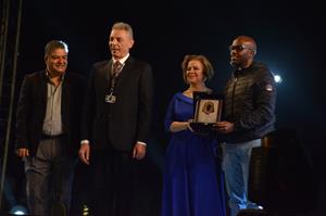  Lors de la cérémonie d'inauguration  