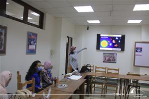  Deuxième groupe à l'école Saint Gabriel, avec Sara Zoheir,l'animatrice de l'atelier