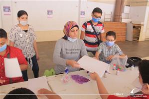  Deuxième groupe à l'école Saint Gabriel, avec Sara Zoheir,l'animatrice de l'atelier