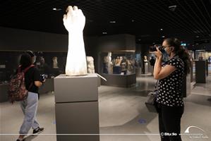 Les participants de l'atelier au Musée des Antiquités