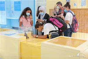  Les participants au musée des Sciences