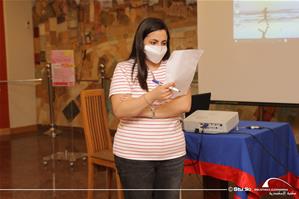M<sup>lle</sup> Yasmina Mamdouh, l'animatrice de l'atelier "Journée du chocolat"